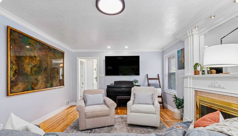 Townhouse for rent at 444 N Oakley St, Salt Lake City, UT 84116