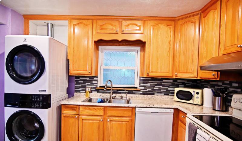Townhouse for rent at 470 Edith Ave S, Salt Lake City, UT 84111