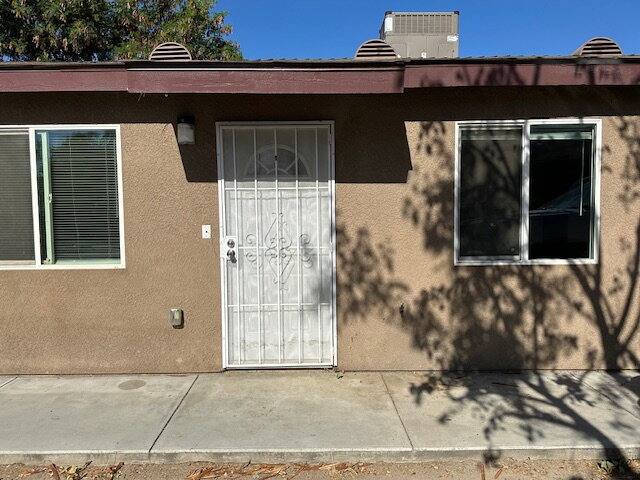 Apartment for rent at 2207 Monterey St #A, Bakersfield, CA 93306