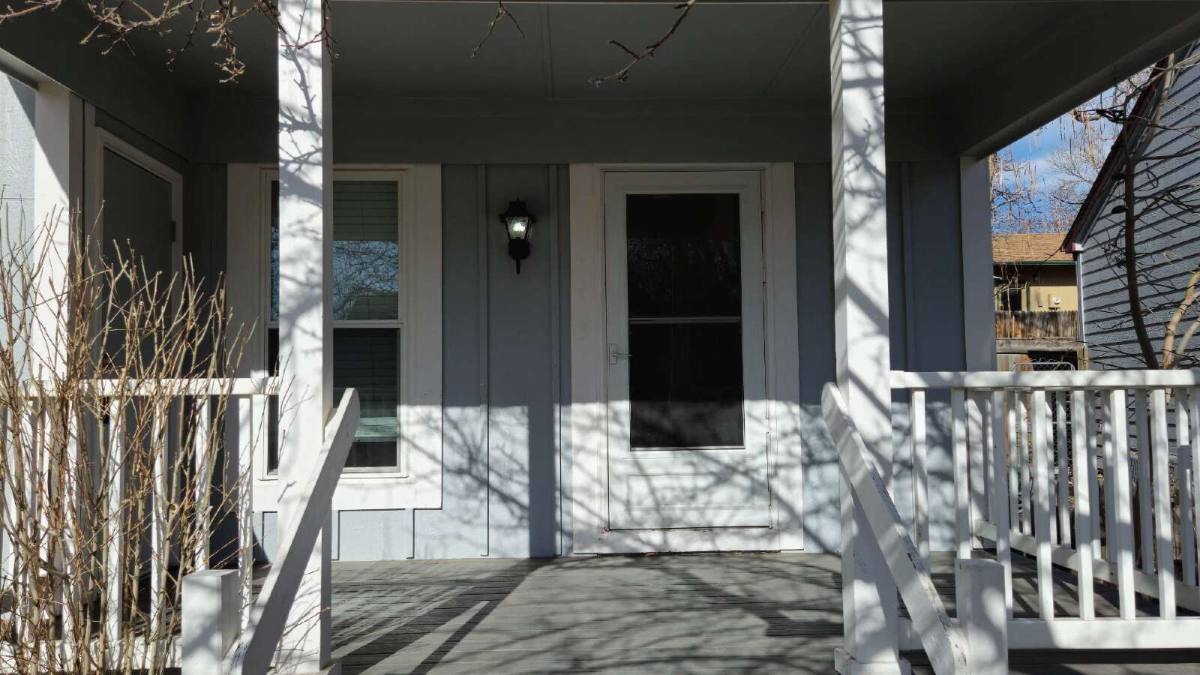 House for rent at 260 Greenway Circle W, Broomfield, CO 80020