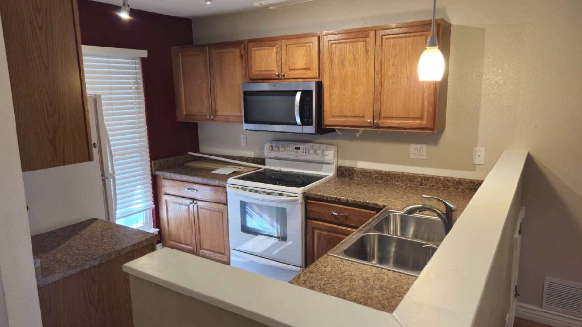 House for rent at 260 Greenway Circle W, Broomfield, CO 80020