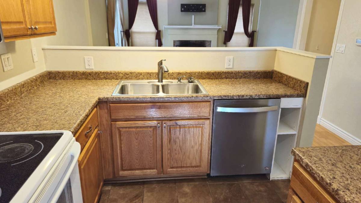 House for rent at 260 Greenway Circle W, Broomfield, CO 80020