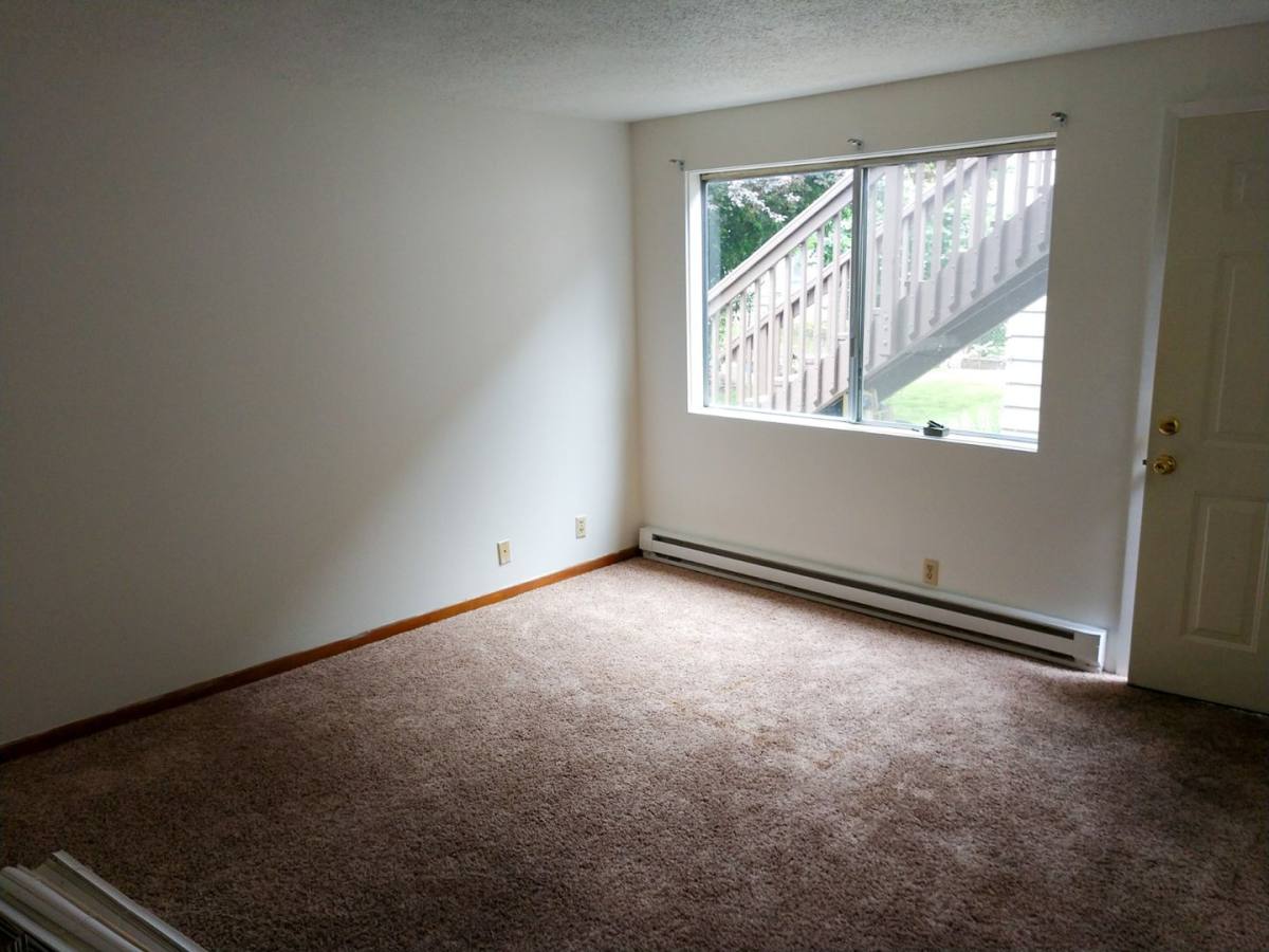 Apartment for rent at 132-168 Sunset Ave N, Salem, OR 97303