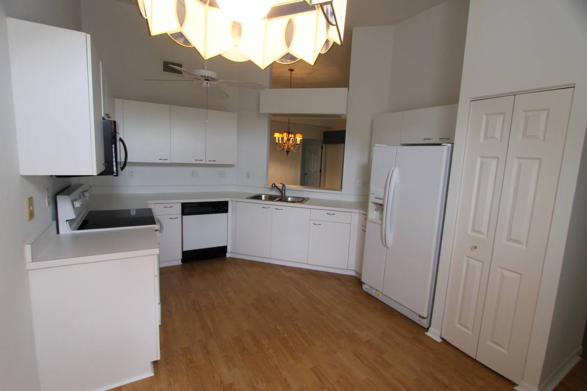 Condo for rent at 2880 Citrus Lake Dr, Naples, FL 34109