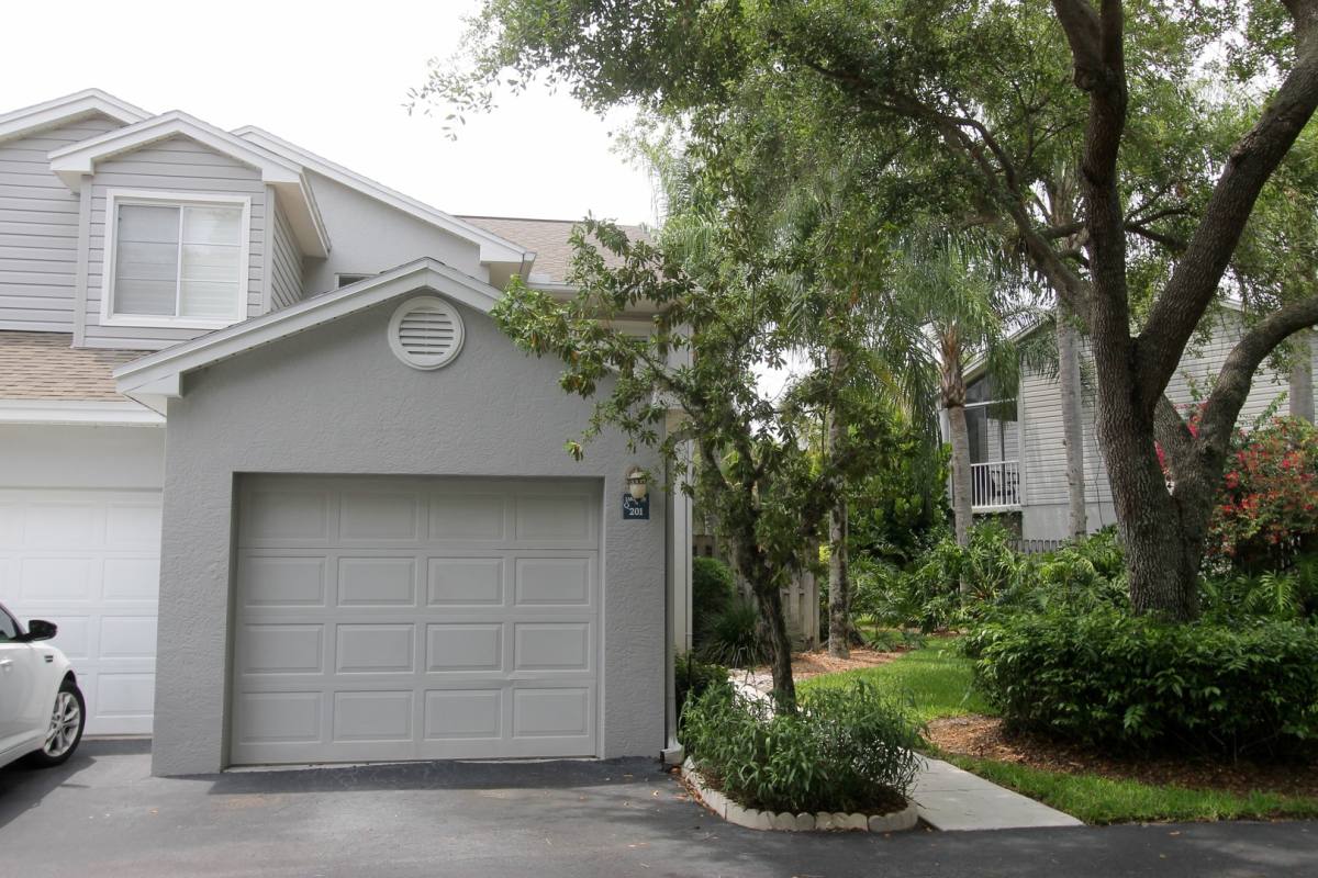 Condo for rent at 2880 Citrus Lake Dr, Naples, FL 34109