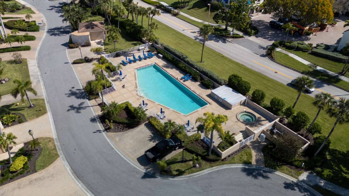 Apartment for rent at 2013 Harbour Links Dr, Longboat Key, FL 34228