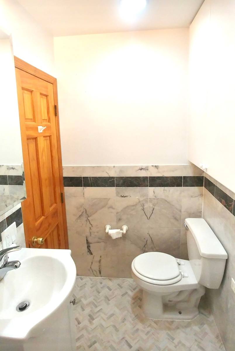 Townhouse for rent at 196 W9th St W 9 Brooklyn Brook, Brooklyn, NY 11231