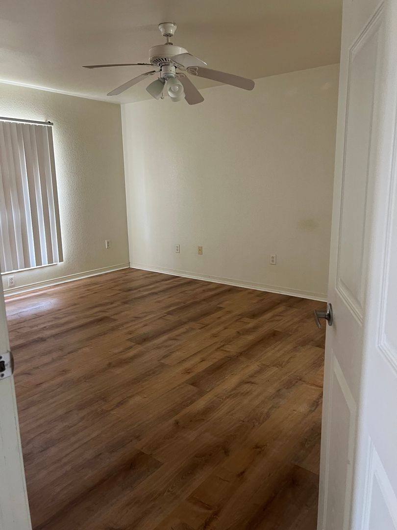Apartment for rent at 4520 Skyline Blv, Cape Coral, FL 33904