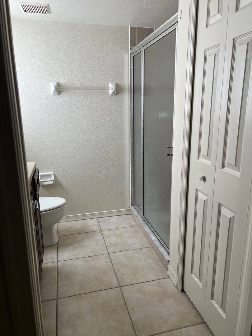Apartment for rent at 4520 Skyline Blv, Cape Coral, FL 33904