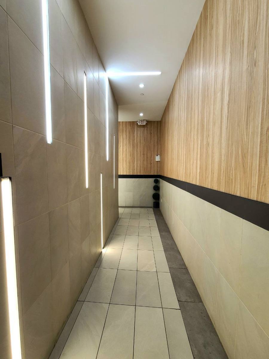 Apartment for rent at 556 Market St #2B, Newark, NJ 07105