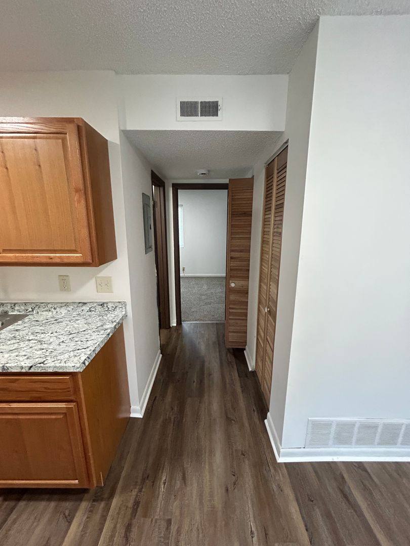 Apartment for rent at 3201-05-09 N 41st St, Lincoln, NE 68504