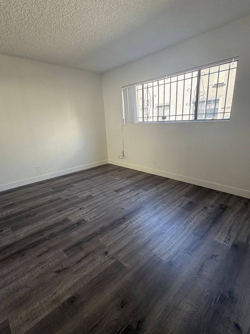 Apartment for rent at 3656 S Dunn Dr, Los Angeles, CA 90034