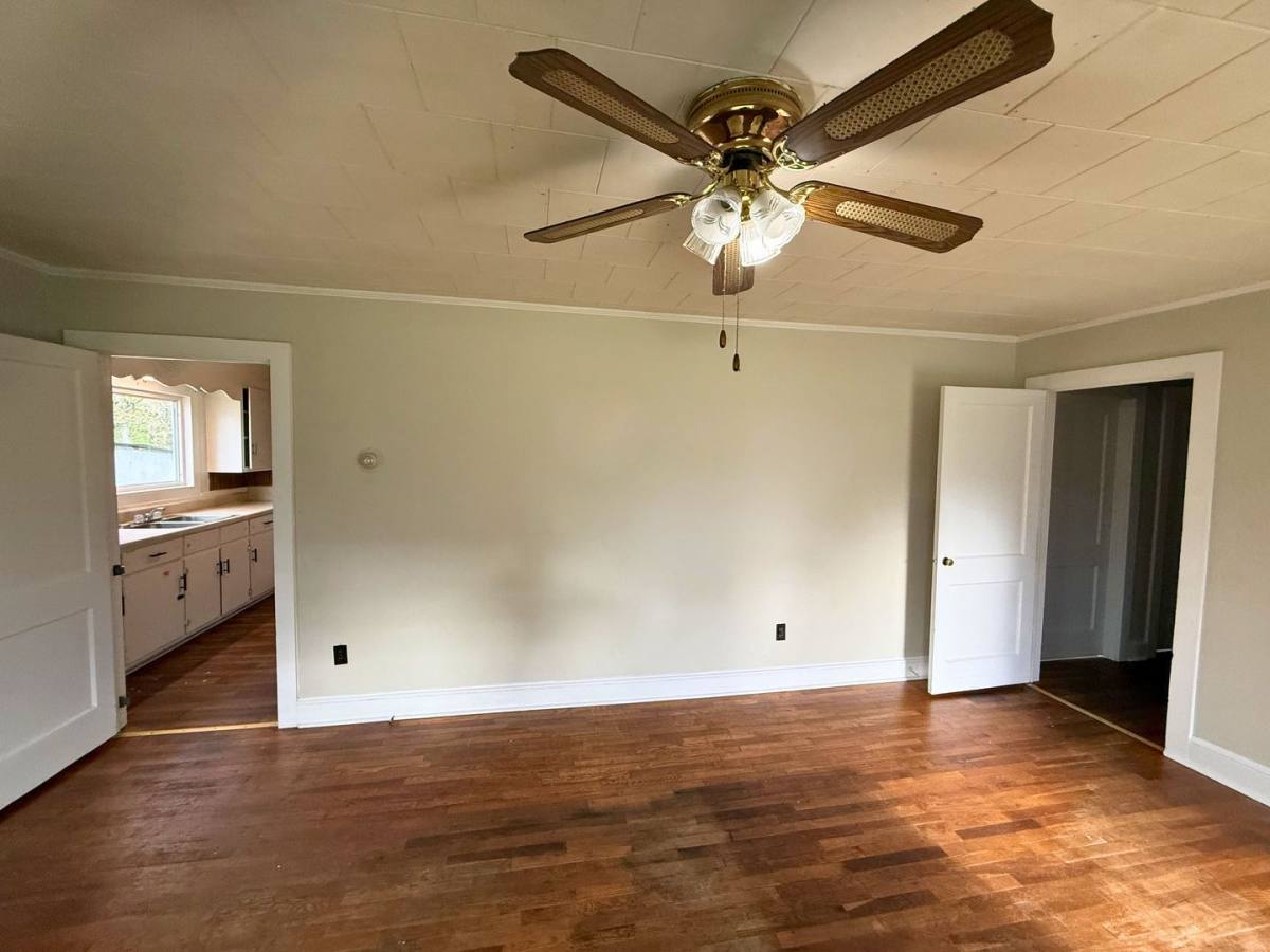 Apartment for rent at 2311 Central Dr, Lenoir, NC 28645