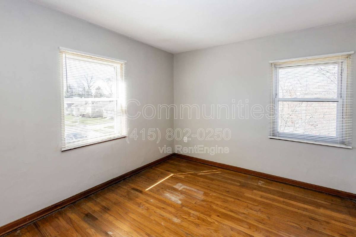 Apartment for rent at 4186 Ridge Rd #4, Cleveland, OH 44144