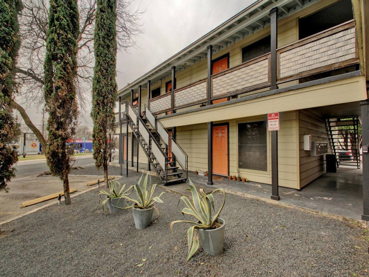 Apartment for rent at 5100 Bruning Ave, Austin, TX 78751