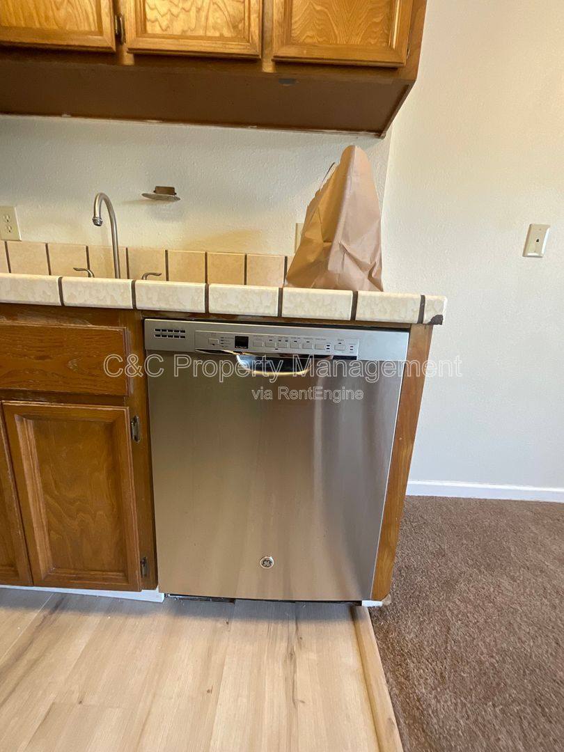 Condo for rent at 6254 Joaquin Murieta Ave #B, Newark, CA 94560