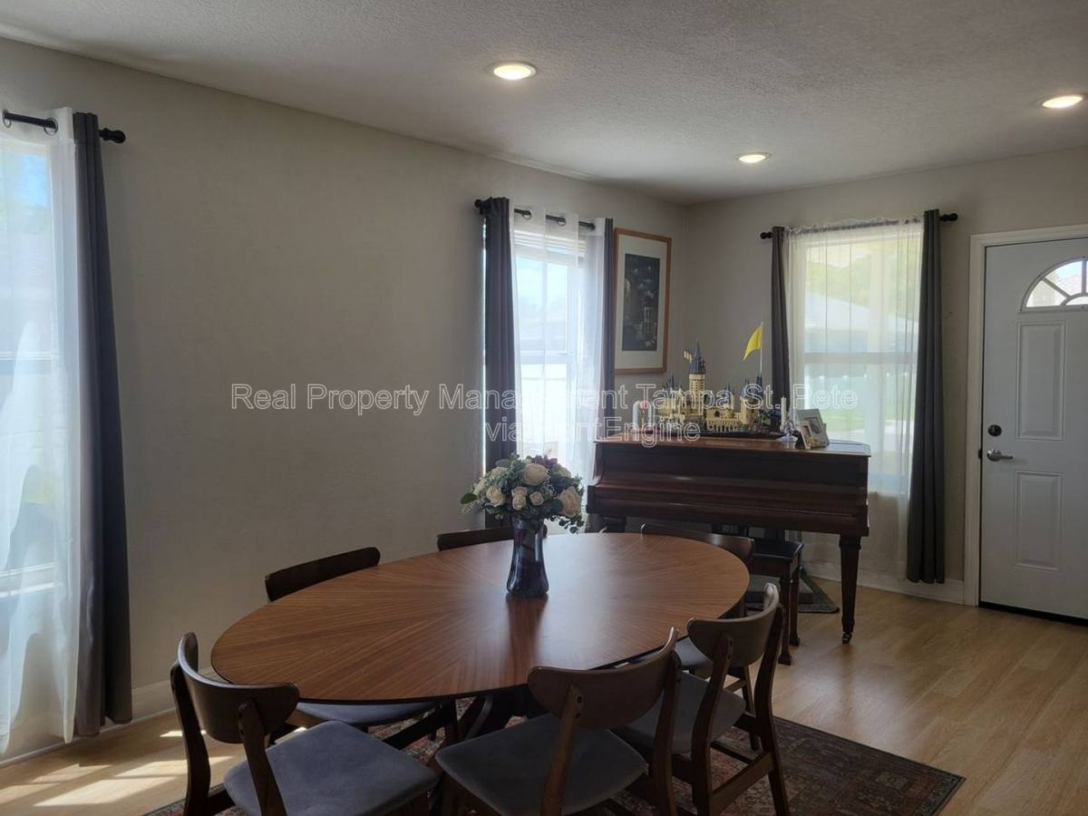 House for rent at 1711 E New Orleans Ave, Tampa, FL 33610