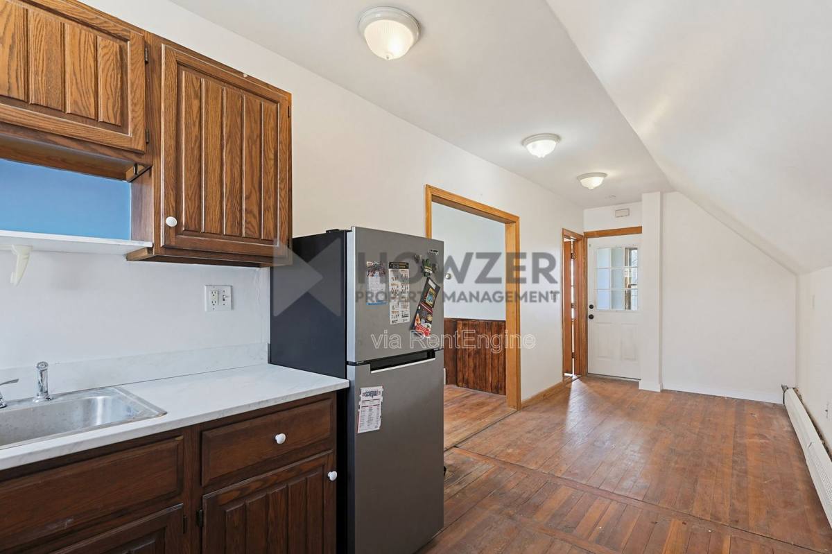 Apartment for rent at 23-25 Harrison St #2, New Bedford, MA 02740