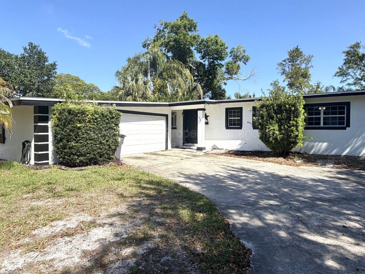 House for rent at 1947 Summerfield Rd, Winter Park, FL 32792