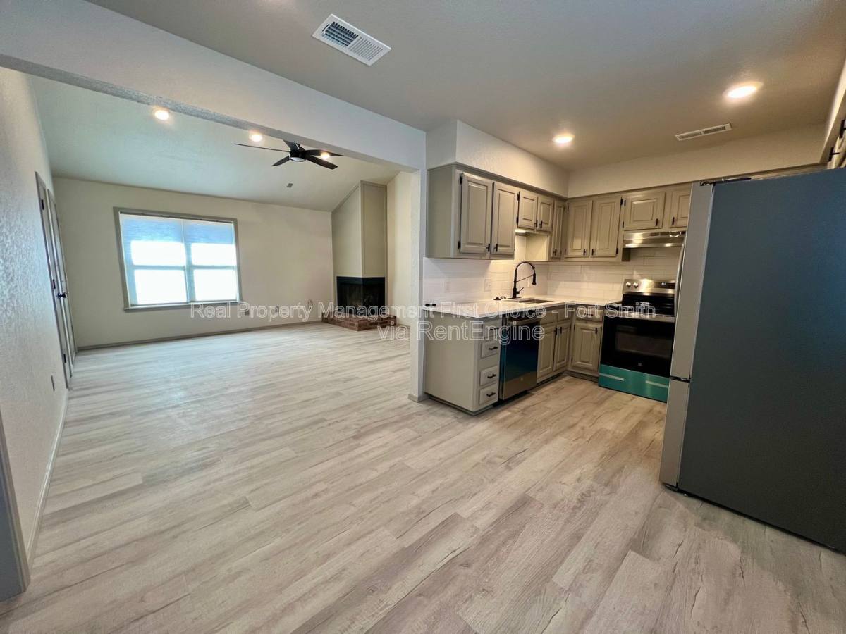 Apartment for rent at 1709 Brooken Hill Dr, Fort Smith, AR 72908