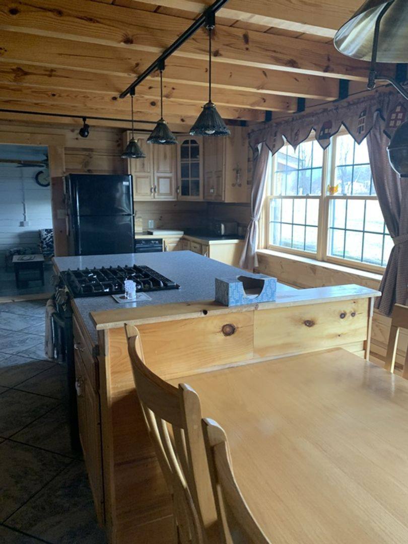 House for rent at 14238 Plains Mill Rd, Timberville, VA 22853