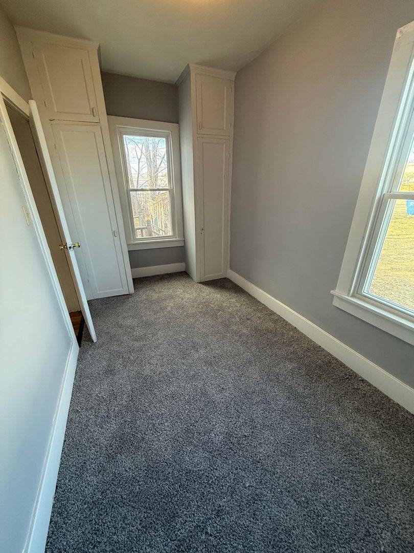 House for rent at 417 37th St, Moline, IL 61265
