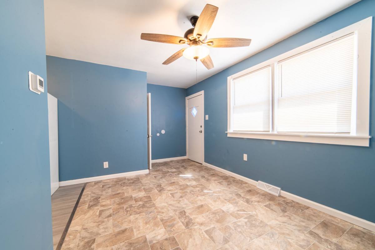 Apartment for rent at 323 W Peach St, Vineland, NJ 08360