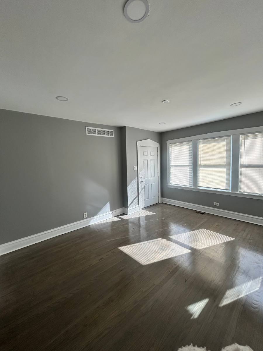 House for rent at 1620 N Laramie Ave, Chicago, IL 60639