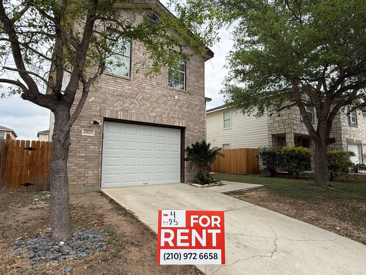 House for rent at 2307 Mission View, San Antonio, TX 78223
