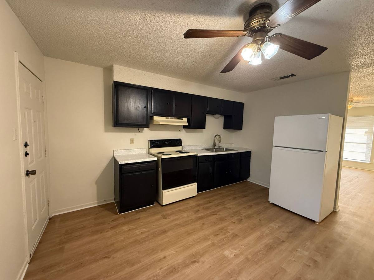 Apartment for rent at 1506 Indian Trail, Harker Heights, TX 76548