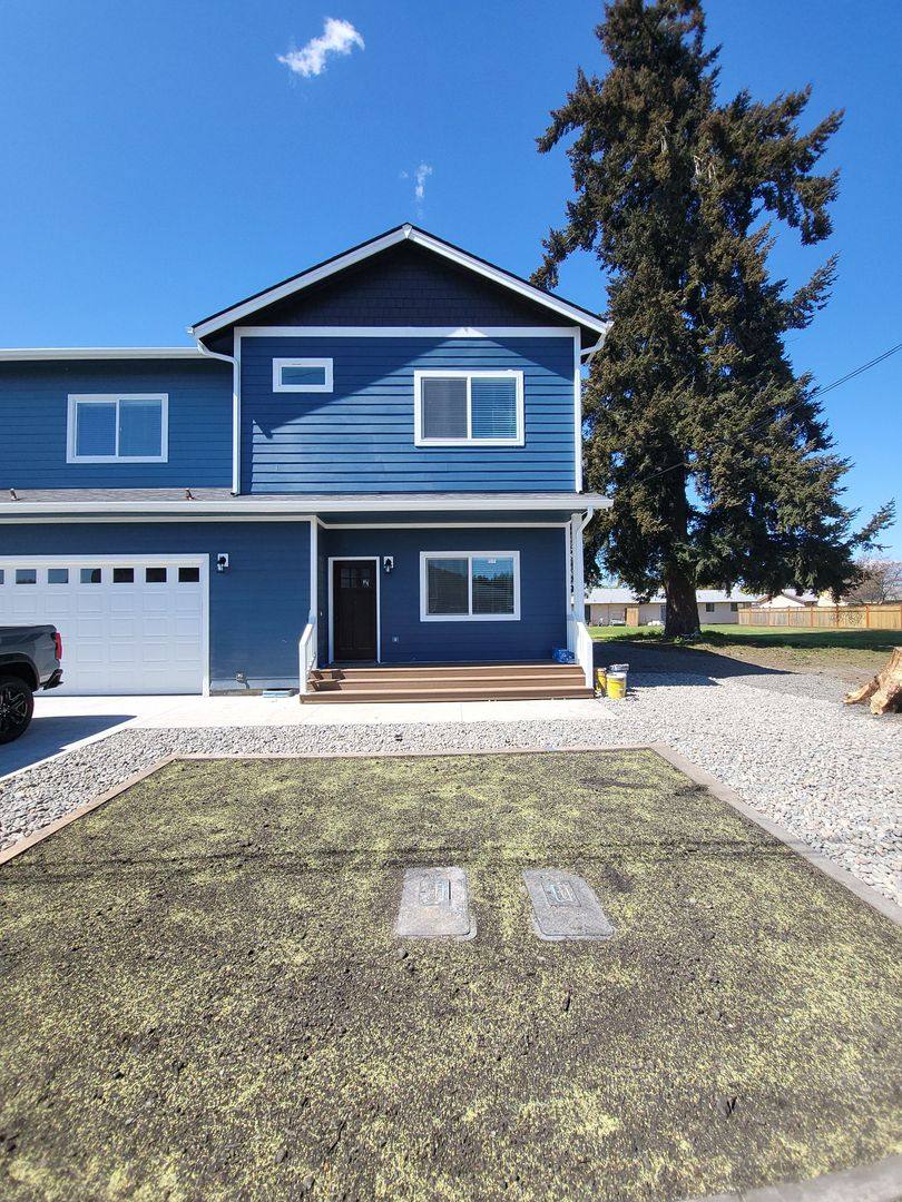 Townhouse for rent at 683 Bryden Ave, Centralia, WA 98531
