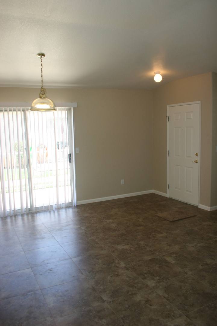 Apartment for rent at 8207 Pebble Cove Court, Bakersfield, CA 93312