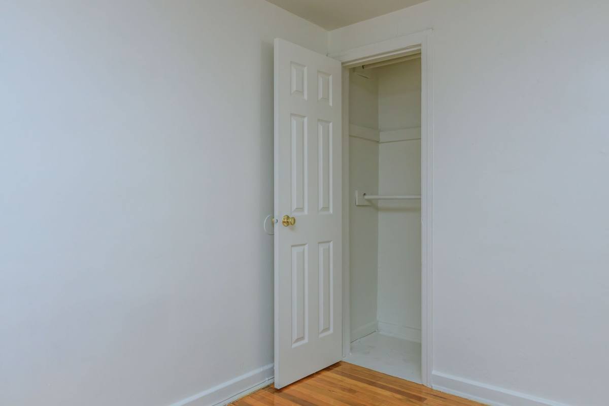 Apartment for rent at 1310 Nottingham Way, Trenton, NJ 08609