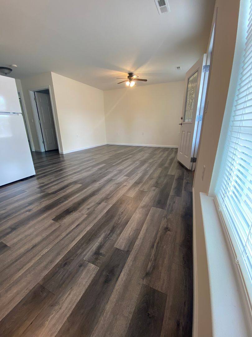 Apartment for rent at 834 Electric St, Farmington, MO 63640