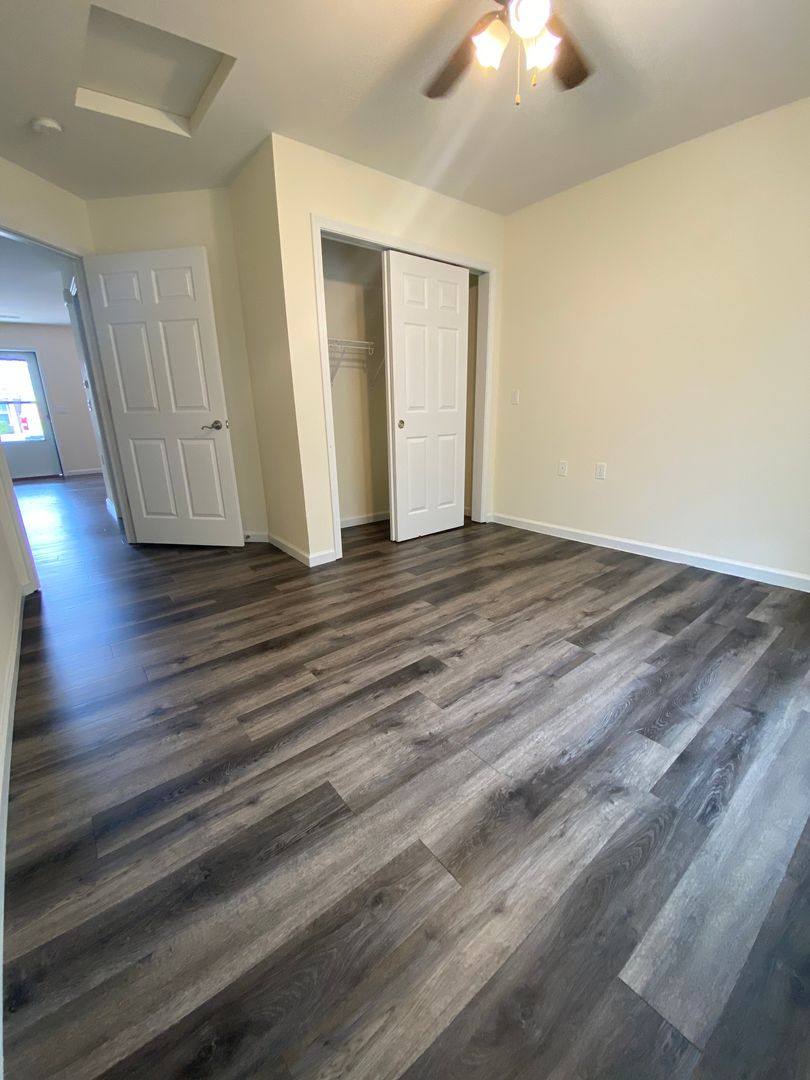 Apartment for rent at 834 Electric St, Farmington, MO 63640
