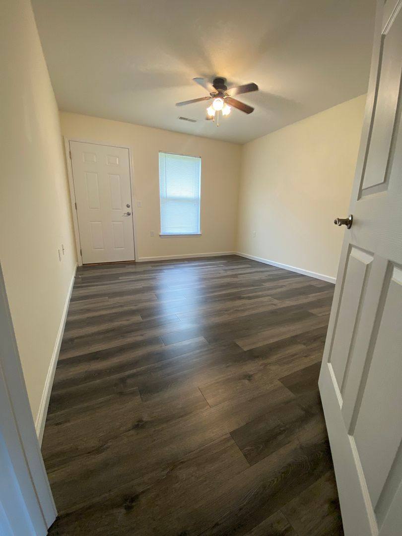 Apartment for rent at 834 Electric St, Farmington, MO 63640