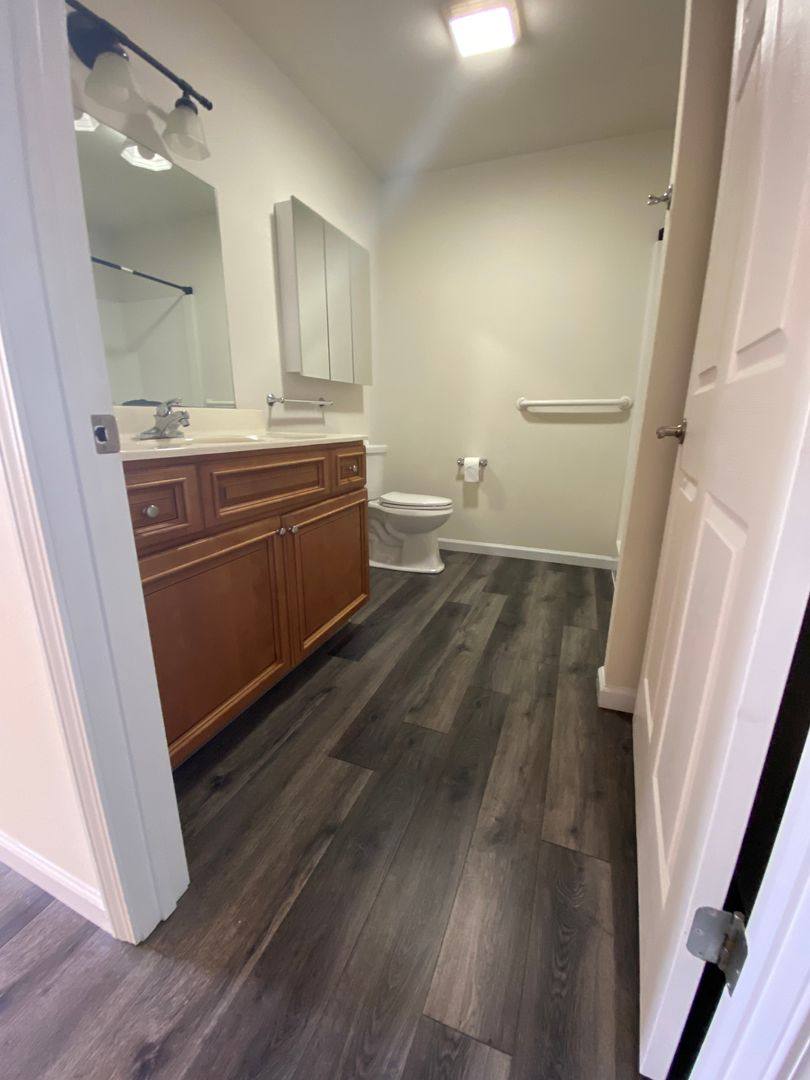 Apartment for rent at 834 Electric St, Farmington, MO 63640