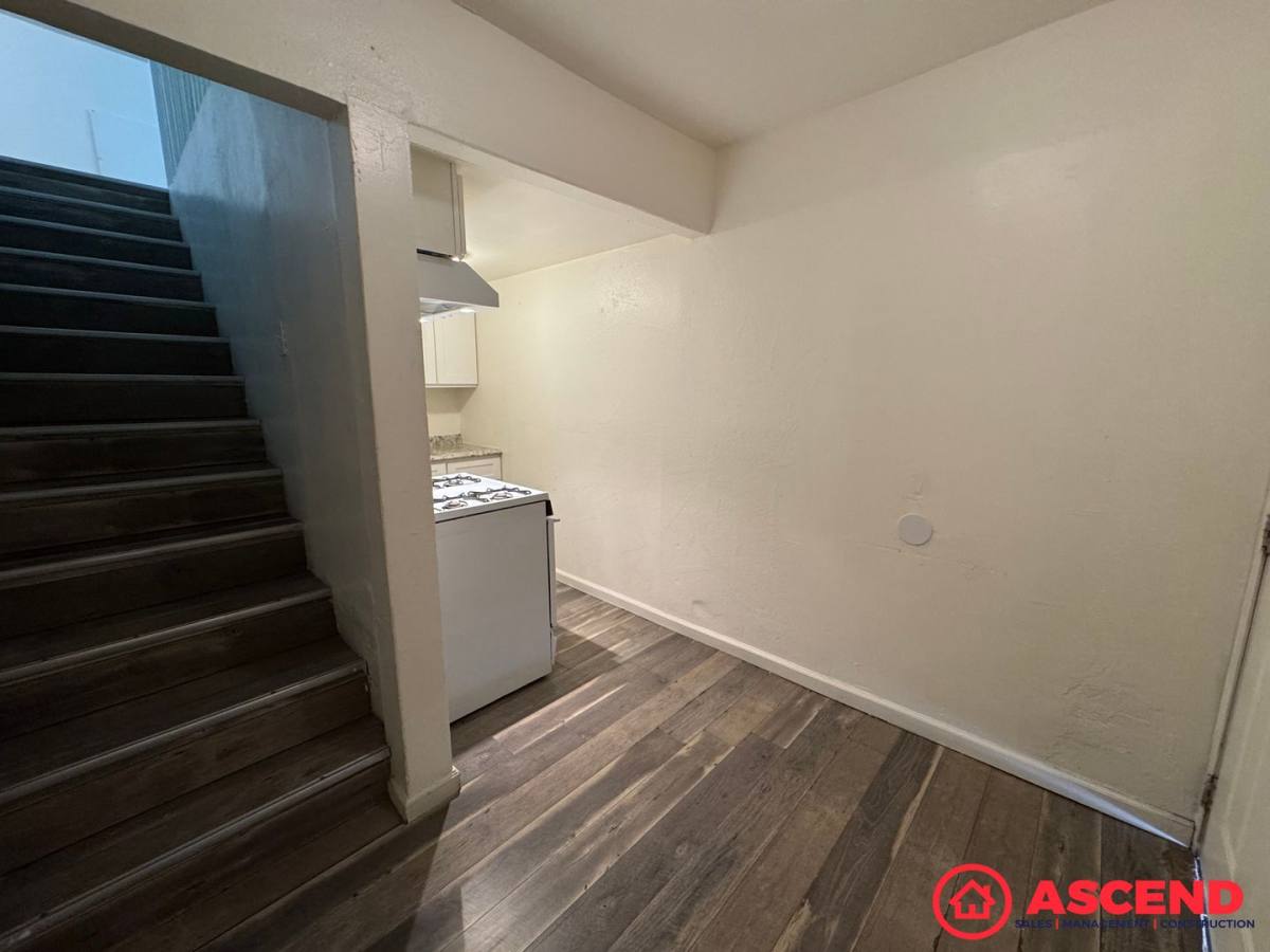 Apartment for rent at 201 Truxtun Ave, Bakersfield, CA 93301