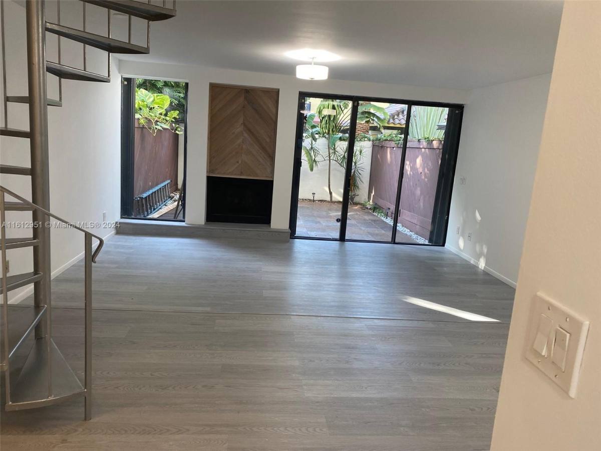 Townhouse for rent at 2180 Brickell Ave, Miami, FL 33129
