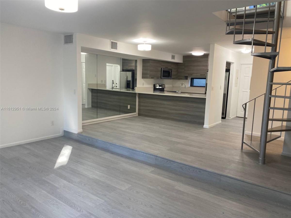Townhouse for rent at 2180 Brickell Ave, Miami, FL 33129