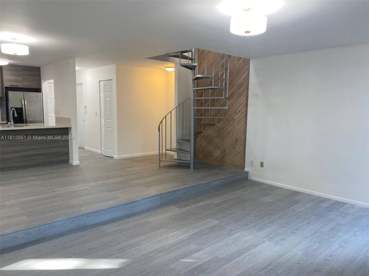 Townhouse for rent at 2180 Brickell Ave, Miami, FL 33129
