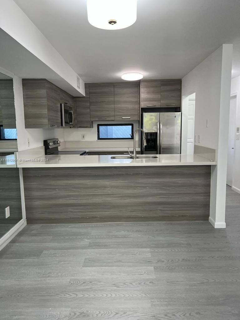 Townhouse for rent at 2180 Brickell Ave, Miami, FL 33129