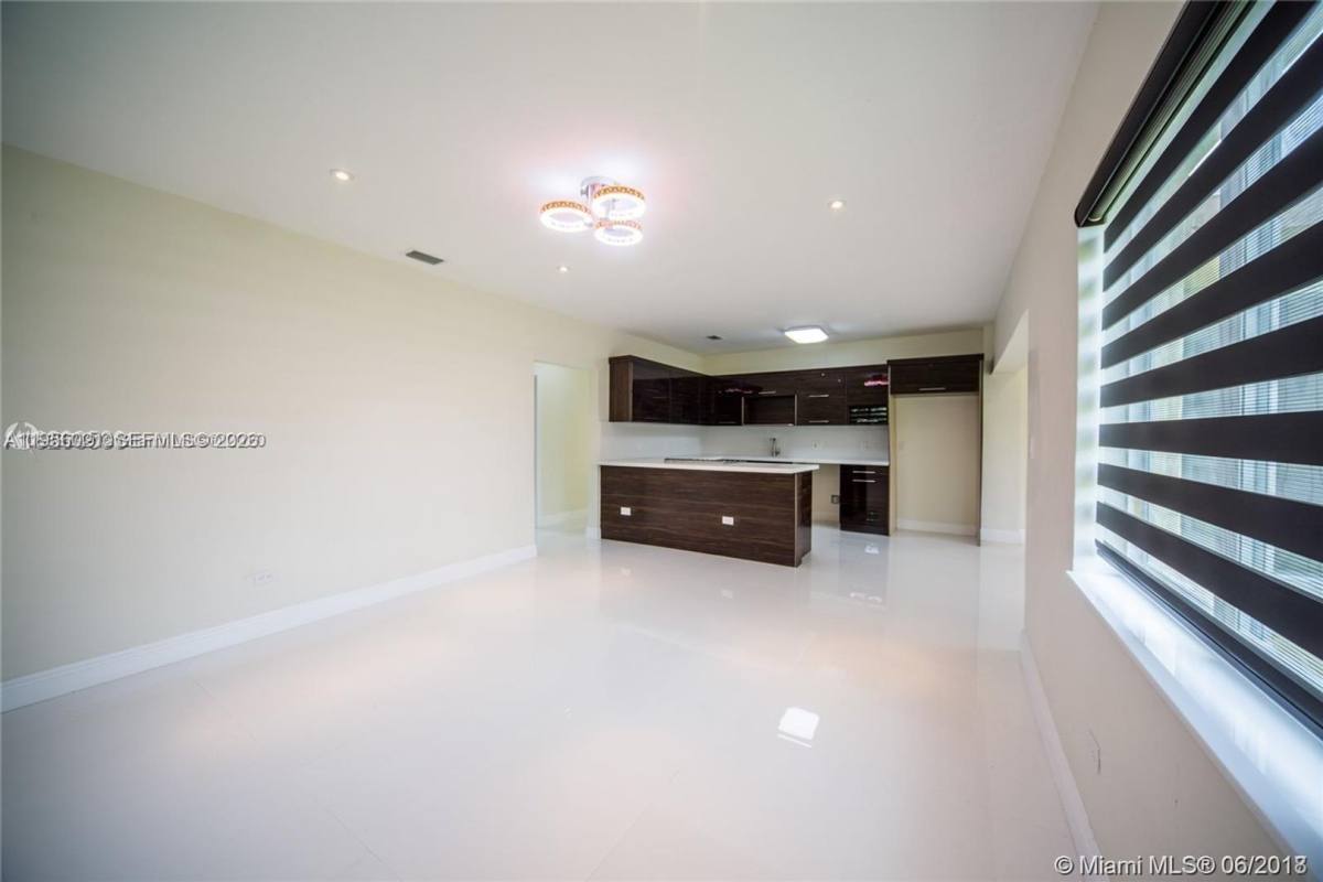 House for rent at 1748 NE 180th St, Miami, FL 33162