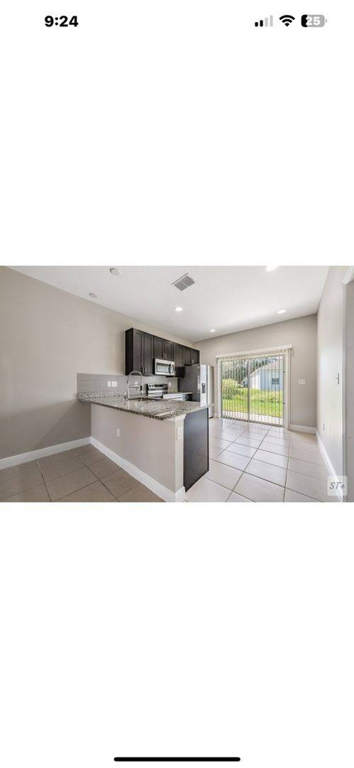 Townhouse for rent at 627 Yak Court, Kissimmee, FL 34759