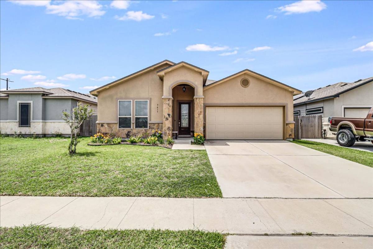 House for rent at 7617 Diamond Dr, Corpus Christi, TX 78414
