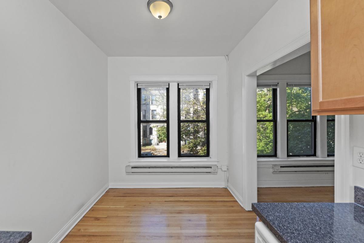 Apartment for rent at 3823 N Fremont St #W3, Chicago, IL 60613