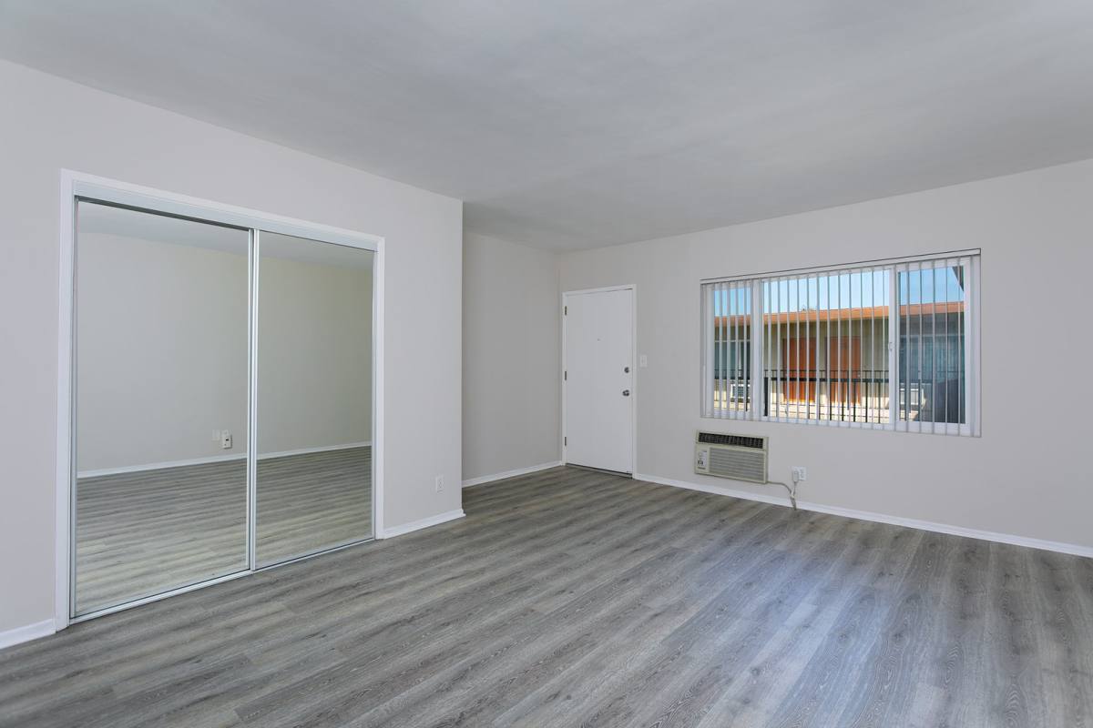 Apartment for rent at 565 E Arrow Highway, Azusa, CA 91702