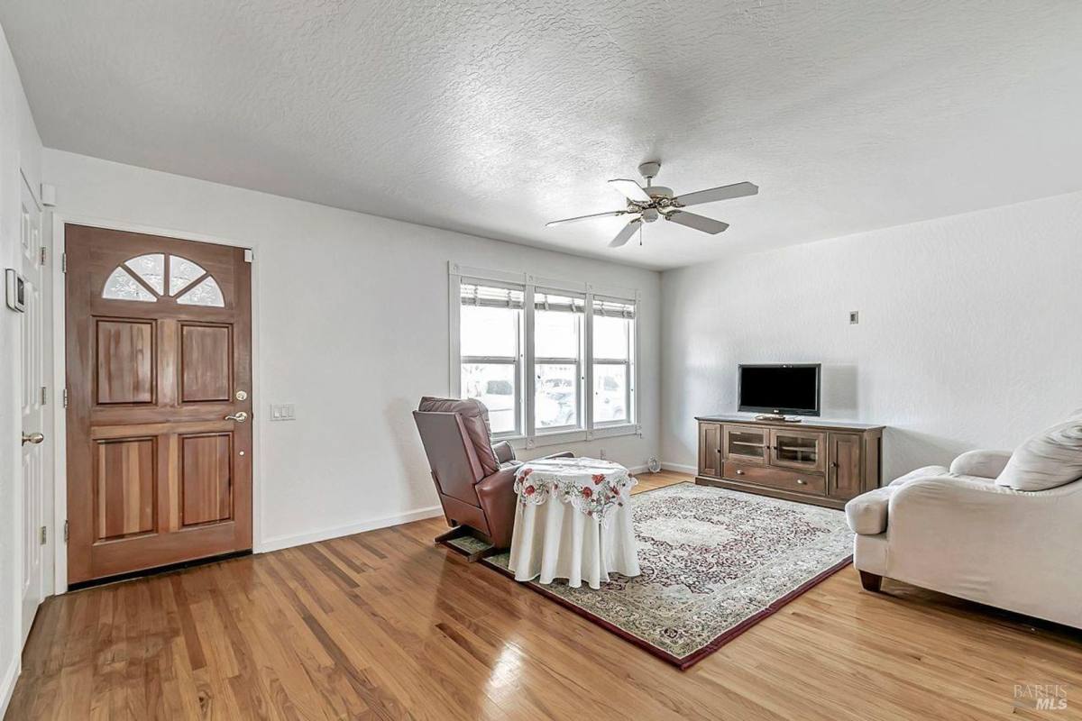 House for rent at 188 Glacier Circle, Vacaville, CA 95687