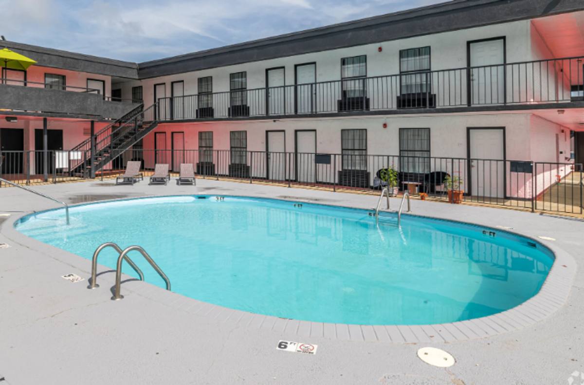 Apartment for rent at 1000 S Futrall, Fayetteville, AR 72701