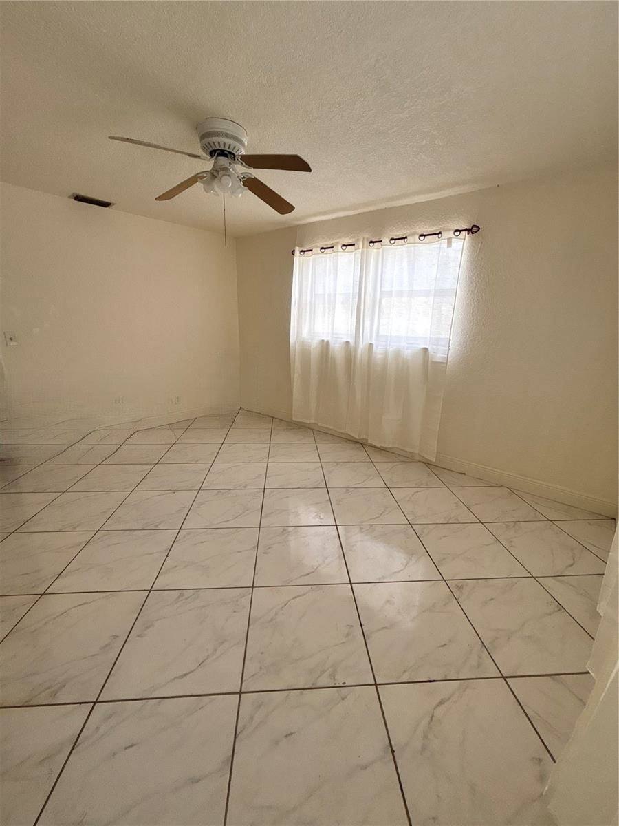 House for rent at 839 S Highland Dr, Hollywood, FL 33021